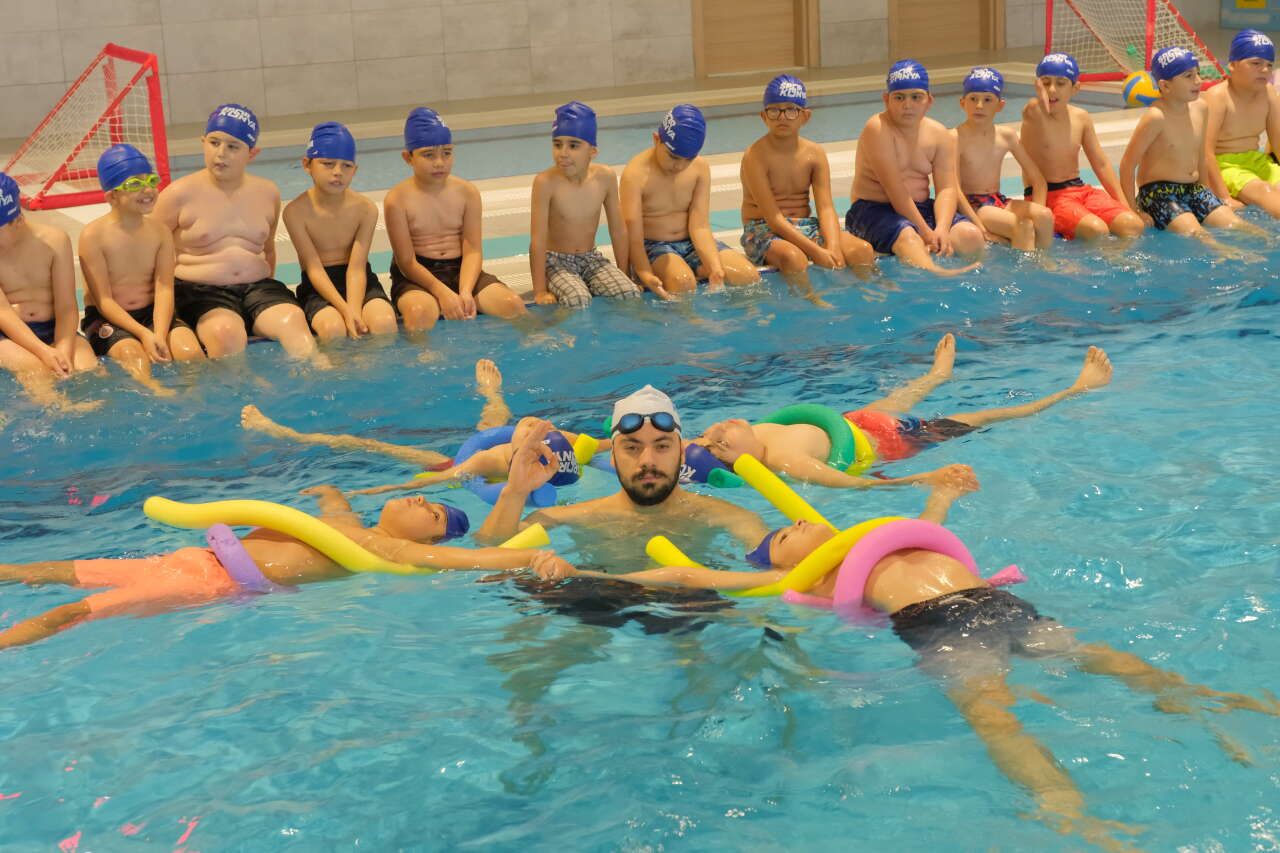 Konya’nın 20 ilçesinde yüzme eğitimleri verilmeye başladı 7